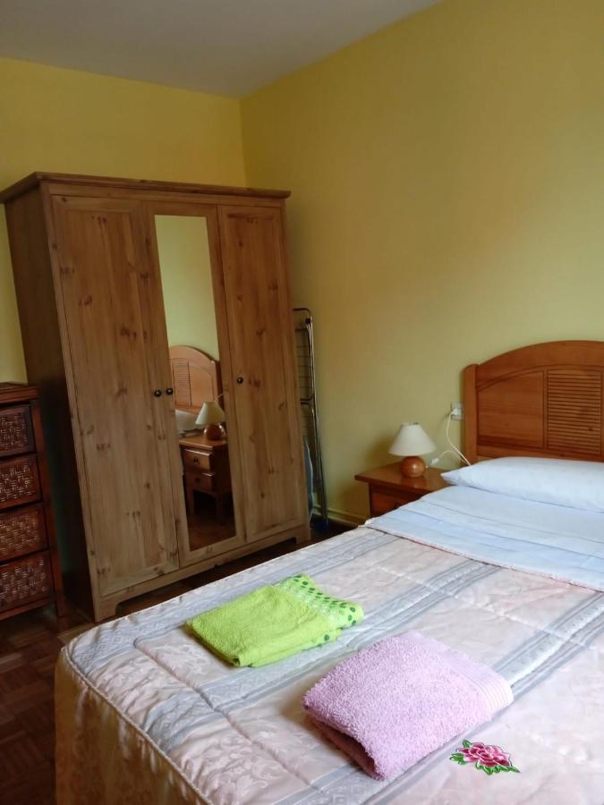 Casa Montse-izquierda Apartment *